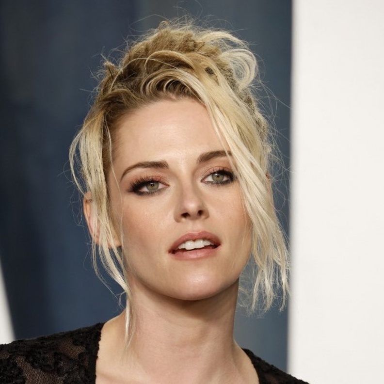 تسريحات للشعر المتوسط الطول بأسلوب مبتكر على خطى Kristen Stewart