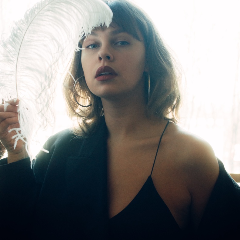 خطوات عمل سكراب القهوة لتقشير الوجه والجسم وأهم فوائده