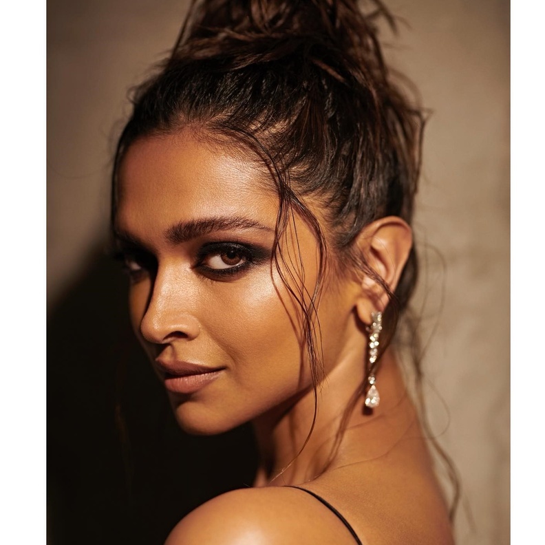 صيحات جمالية استوحيها من اطلالات ديبيكا باديكون في مهرجان كان 2022