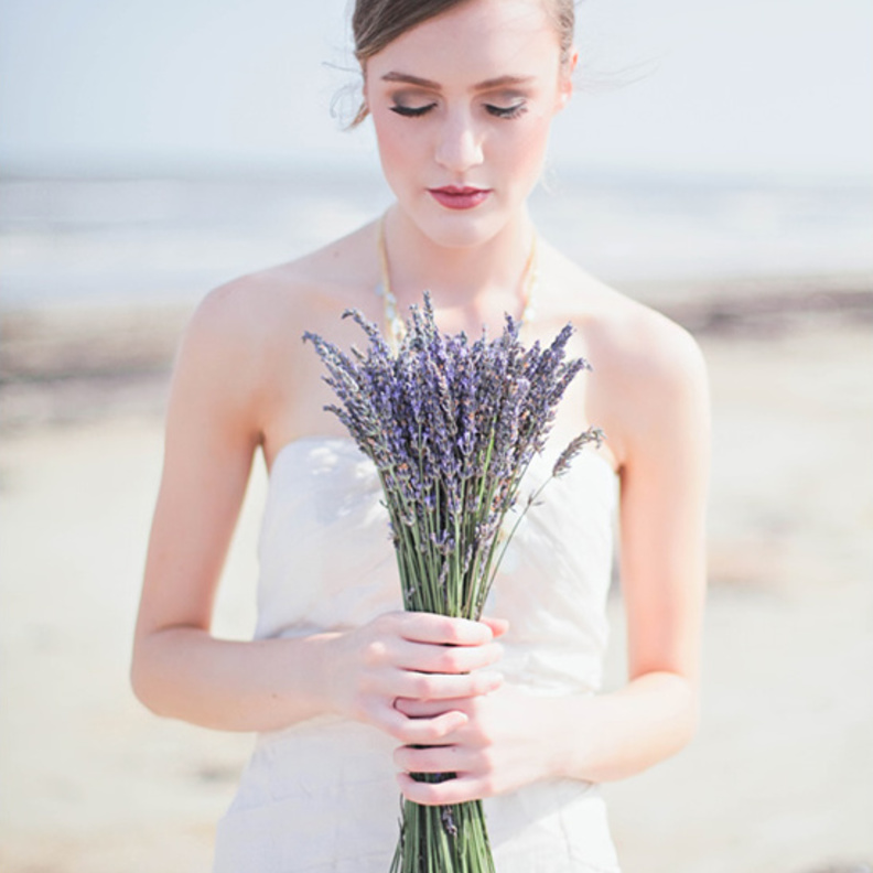 نصائح رائعة لاختيار مكياج رائع لحفلات الزفاف الشاطئية