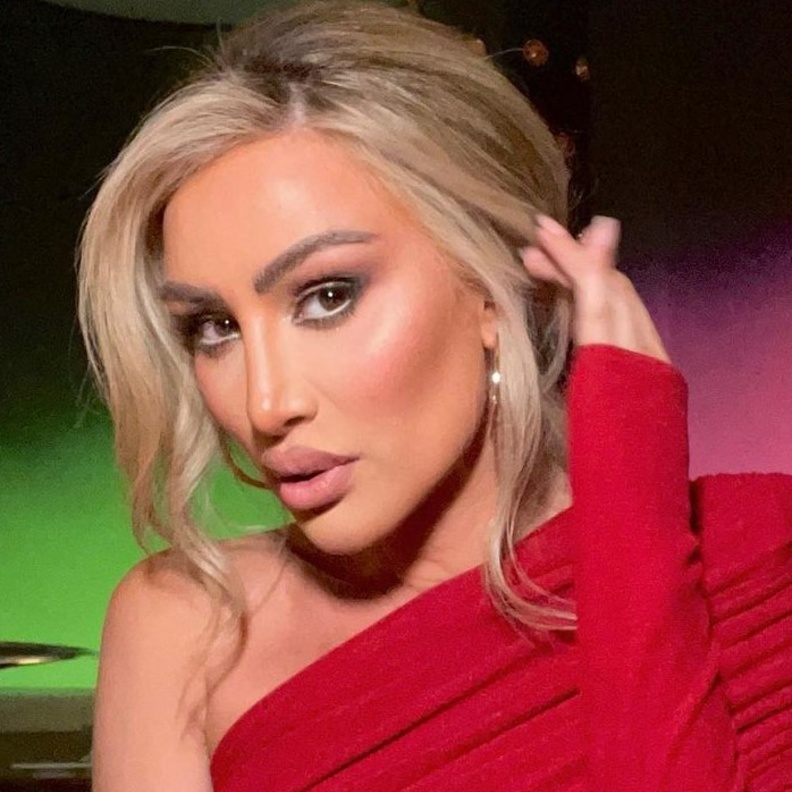 مايا دياب بتغييرات جمالية لافتة 2022