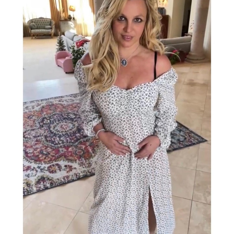 شاهدي صورة طرحة زفاف بريتني سبيرز