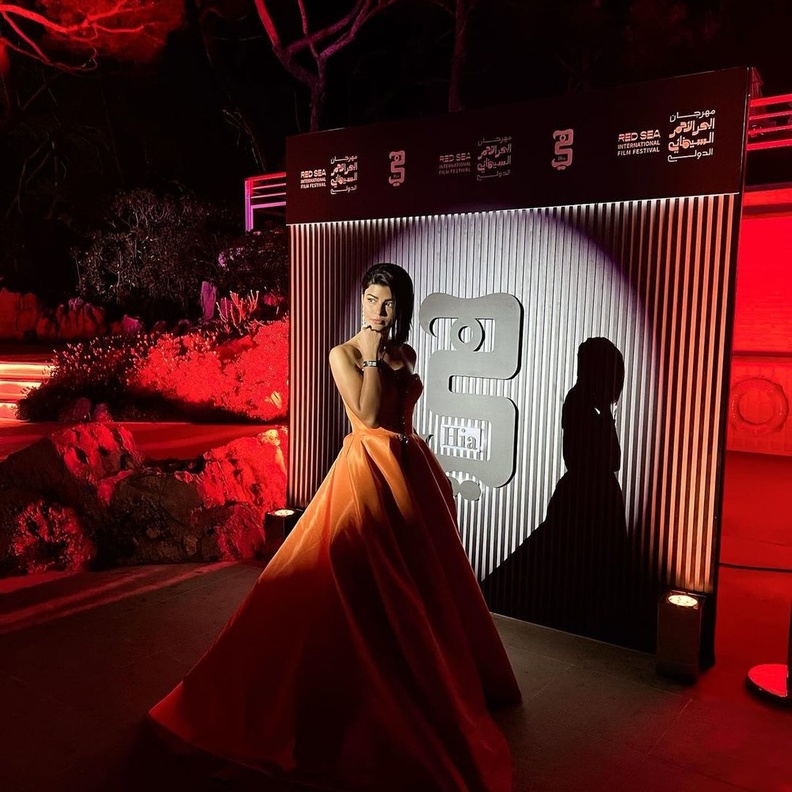 تغطية خاصة لـ"هي" في حفل مهرجان البحر الأحمر السينمائي في كان والنجمات تخطفن الأنظار