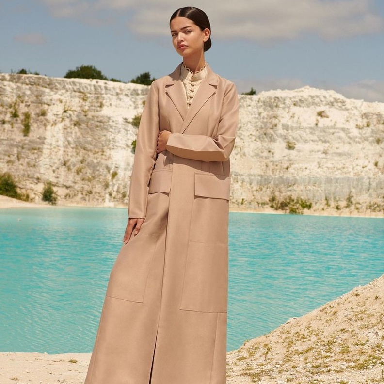 عبايات من مصممات سعوديات بمناسبة العودة إلى العمل