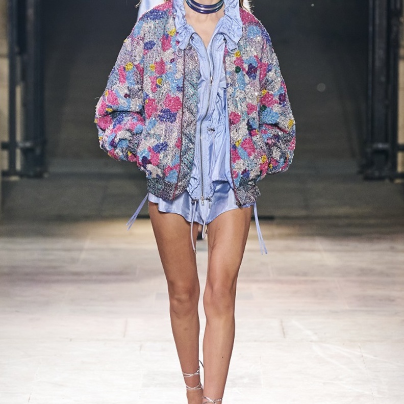 تنسيق الجاكيت الصيفي صيحة موسم ربيع وصيف 2022 من Isabel Marant