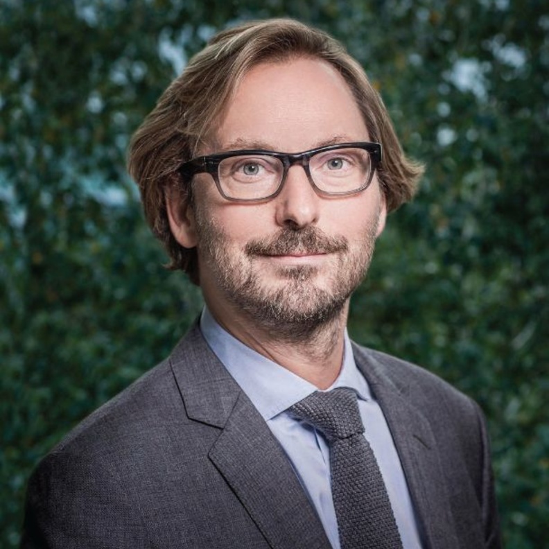 نيكولا بوس Nicolas Bos