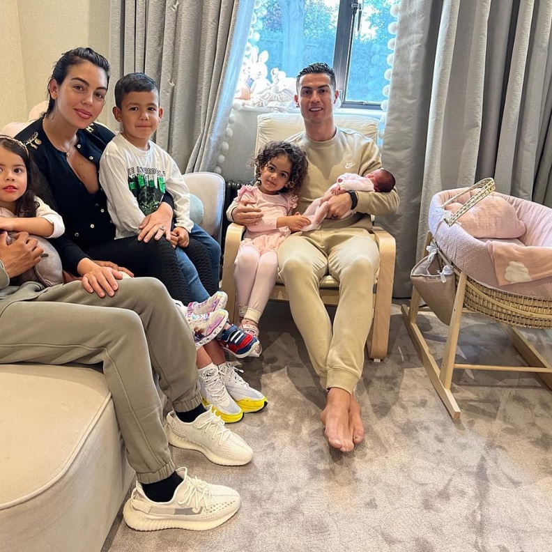 جورجينا رودريجيز وكريستيانو رونالدو