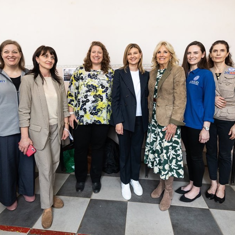 جيل بايدن أثناء زيارتها لأوكرانيا