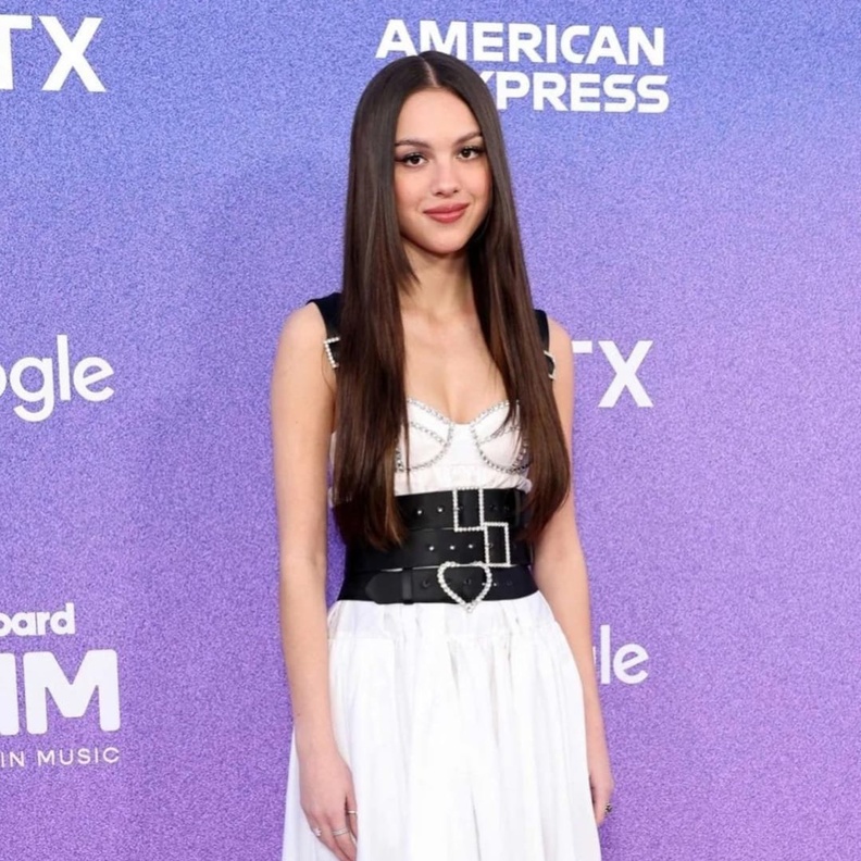 قائمة الفائزين بجوائز بيلبورد Billboard الموسيقية 2022