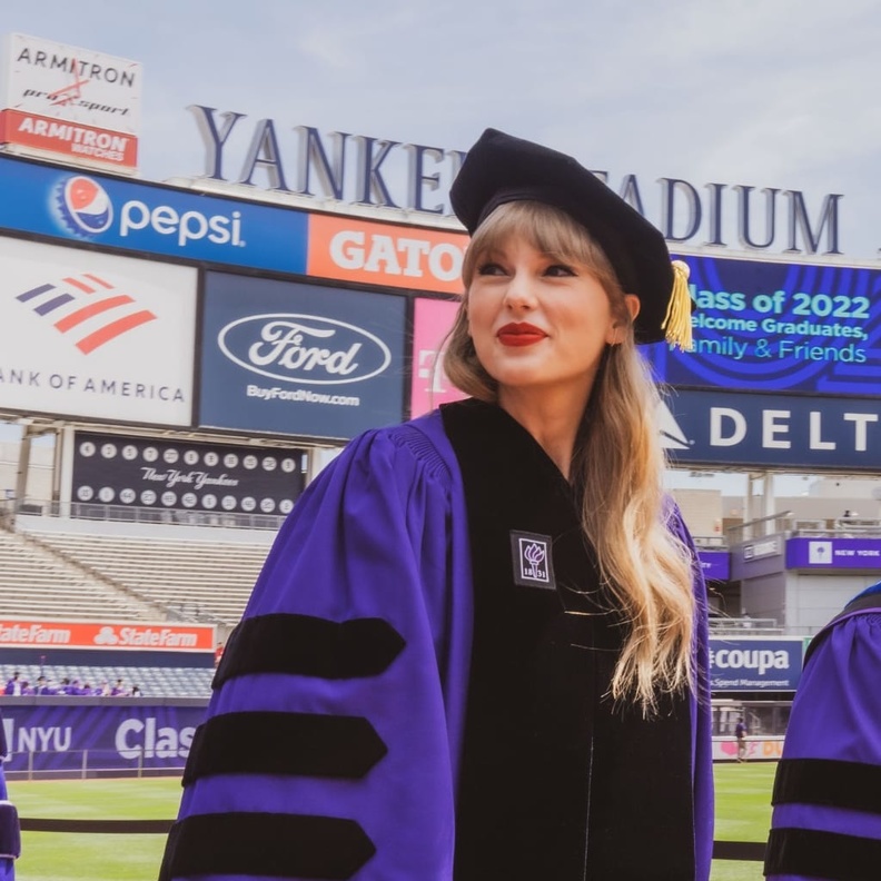 تايلور سويفت