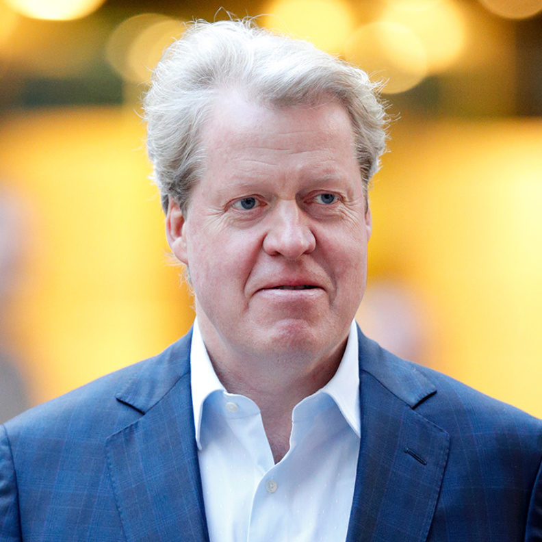 تشارلز سبنسر ينشر صورة عائلية نادرة