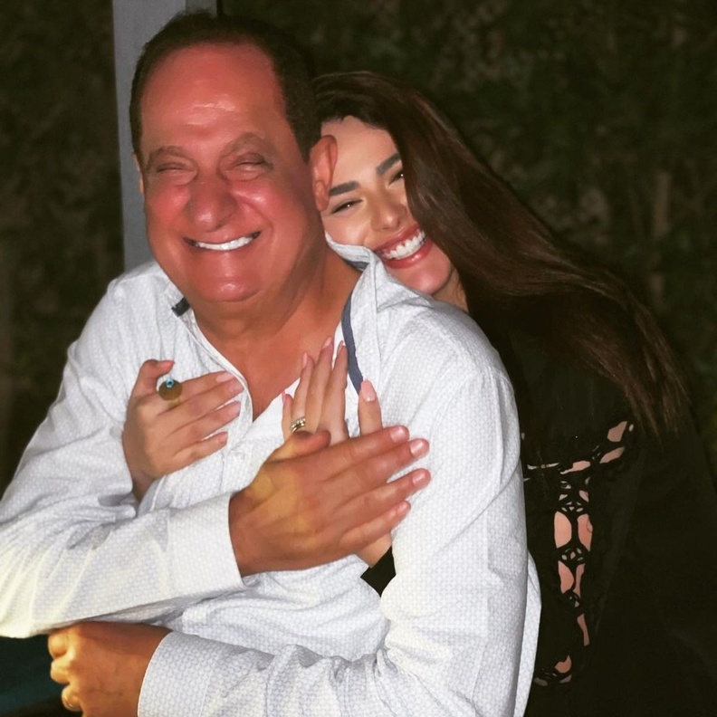 هنادي مهنا ووالدها