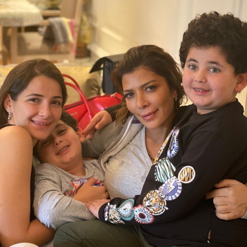 أصالة وأبنائها