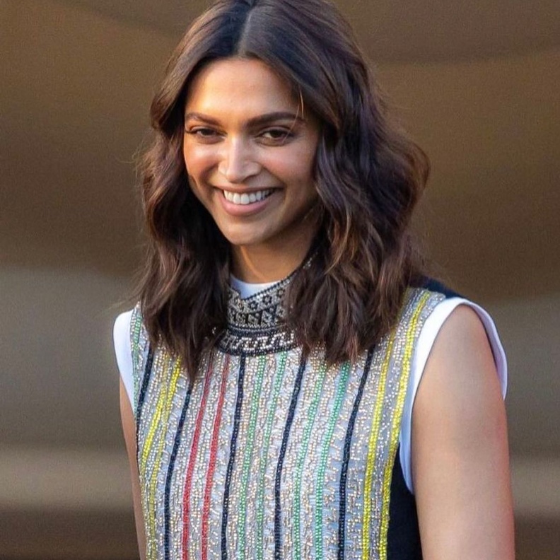 ديبيكا بادوكون في عشاء لجنة التحكيم في مهرجان كان