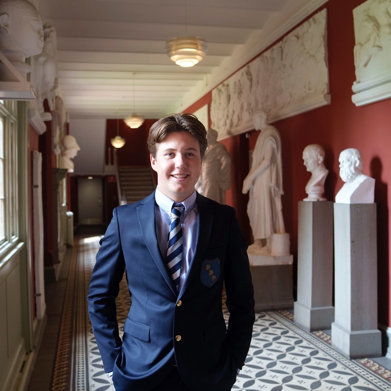 دعوات لمناقشة فضيحة مدرسة الأمير كريستيان في البرلمان الدنماركي