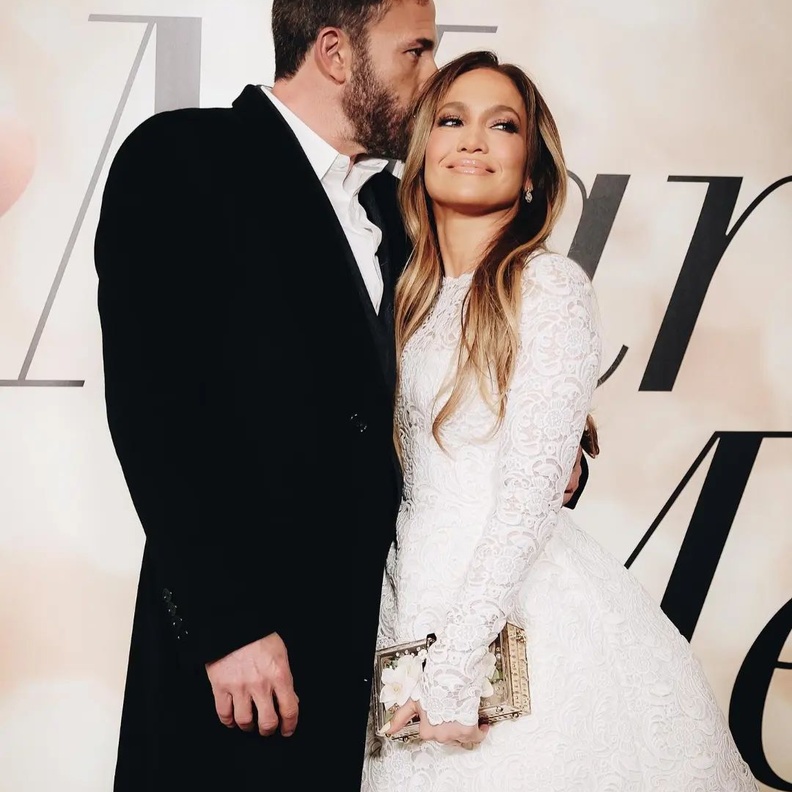 متى يقام حفل زفاف جينيفر لوبيز وبن أفليك؟