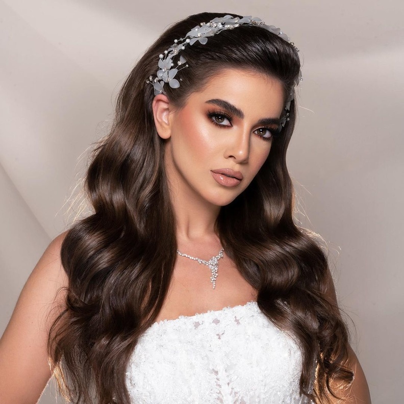 تسريحات مميزة لعروس الصيف بلمسات لبنانية