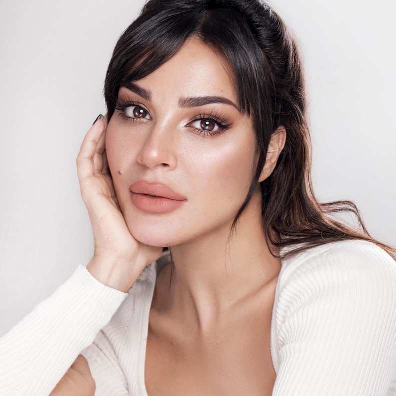 نادين نسيب نجيم 