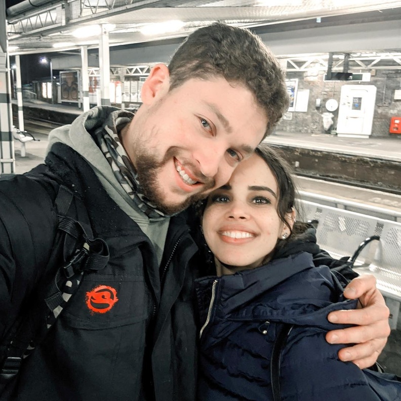 نور عمرو دياب وخطيبها 