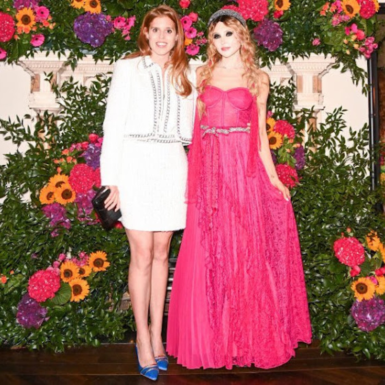 الأميرة بياتريس في افتتاح متجر Alice + Olivia الجديد