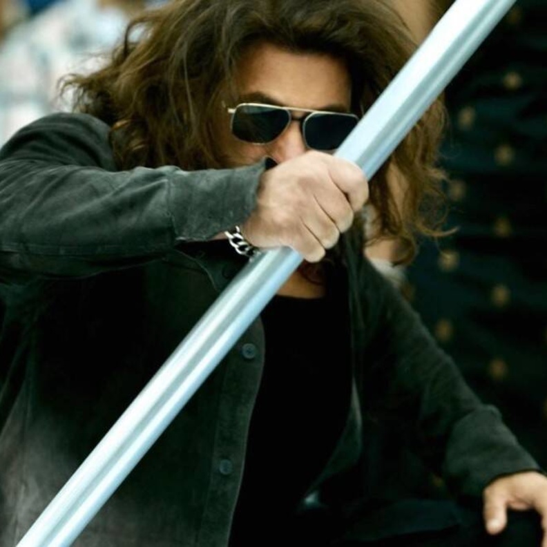 سلمان خان يظهر بشعر مستعار ضخم في الصورة الأولى من أحدث أفلامه