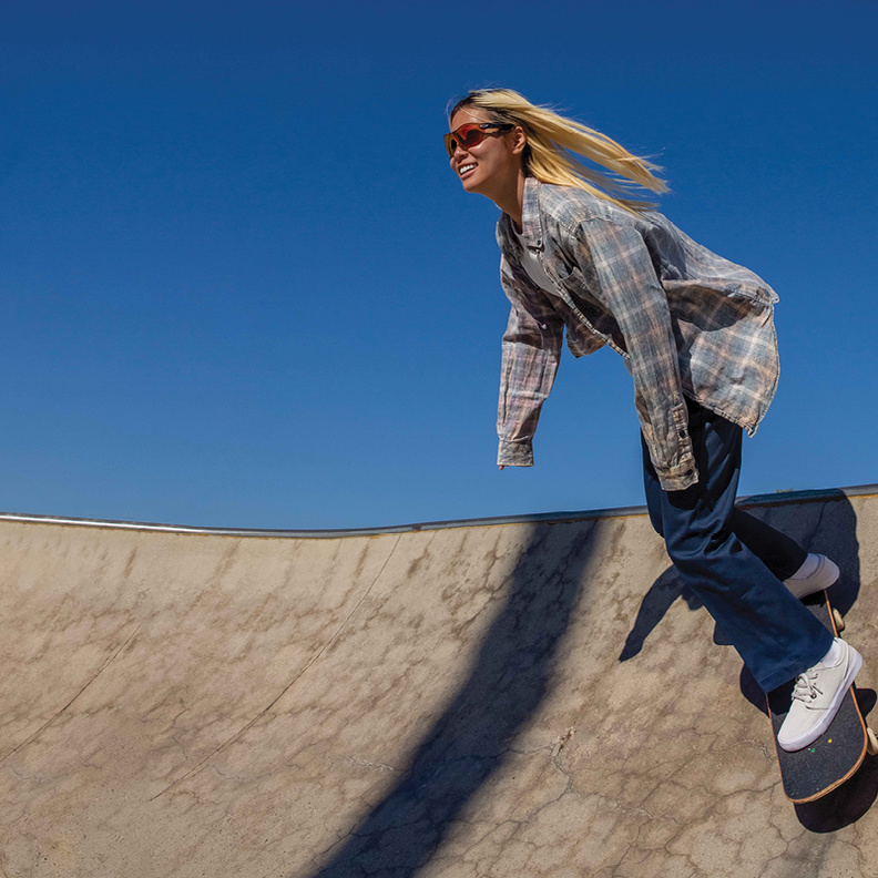 نظارة جديدة من OAKLEY:كل ما تحتاجه، ولا شيء مما لا تحتاجه