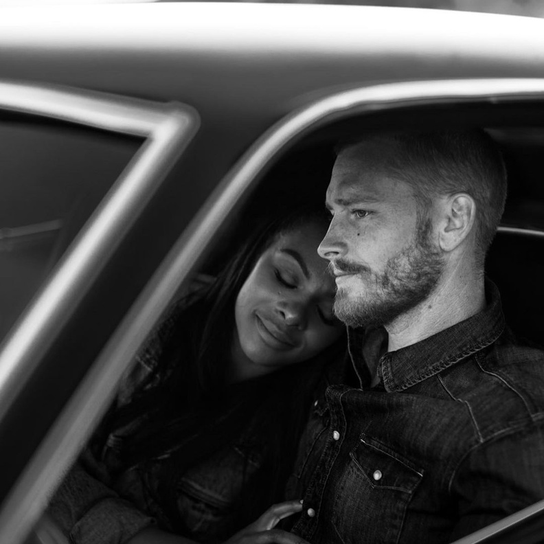 زواج الممثلة الأمريكية تيكا سومبتير والممثل الأمريكي نيكولاس جيمس