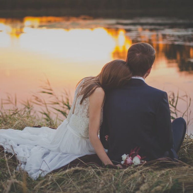 أسرار كثيرة تكمن وراء الزواج السعيد