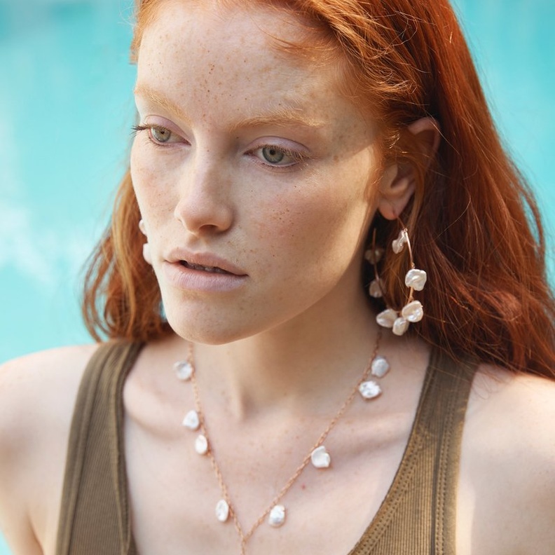 تصاميم سلاسل Lariat الساحرة موضة هذا الصيف