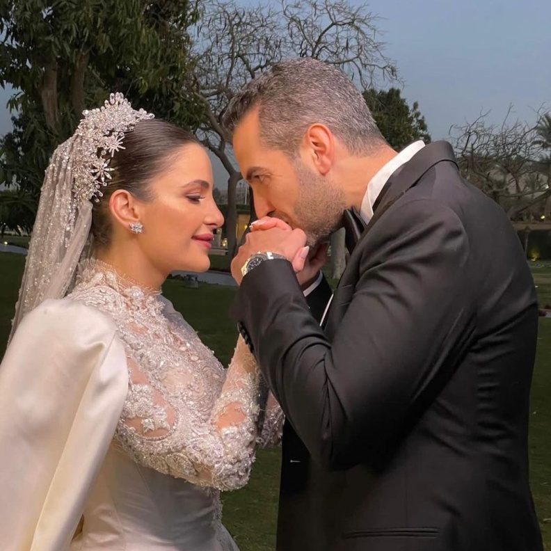 اصالة نصري احتفلت بزفاف ابنتها شام الذهبي