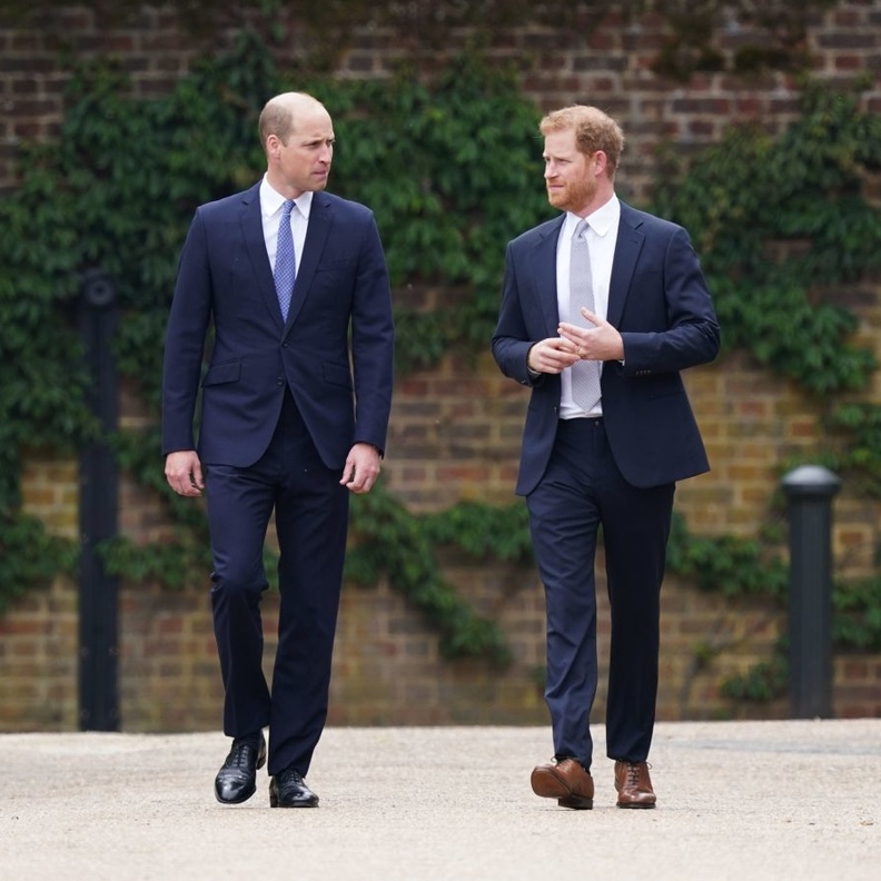 الأمير وليام Prince William يحاول إبعاد الأمير هاري وميغان ماركل  عن العائلة المالكة البريطانية.. حقيقة أم شائعة