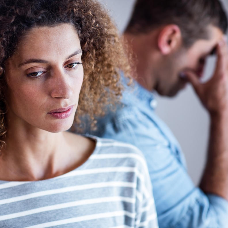 العلاقة الزوجية .. متى تفشل ولماذا يحدث الفتور
