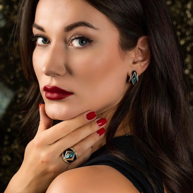 تصاميم ميان جعفر