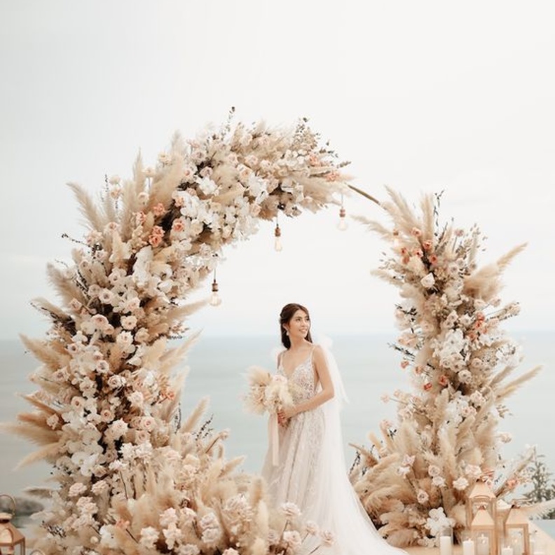 حفلات زفاف بموضة الالوان المحايدة