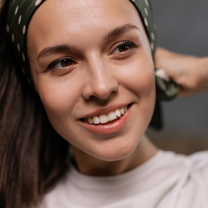 وصفات طبيعية لتنظيف البشرة بعمق حسب نوعها