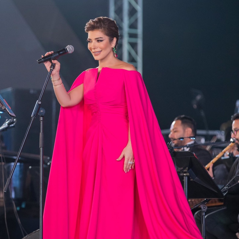 فساتين راقية لوالدة العروس انستقرام@assala_official