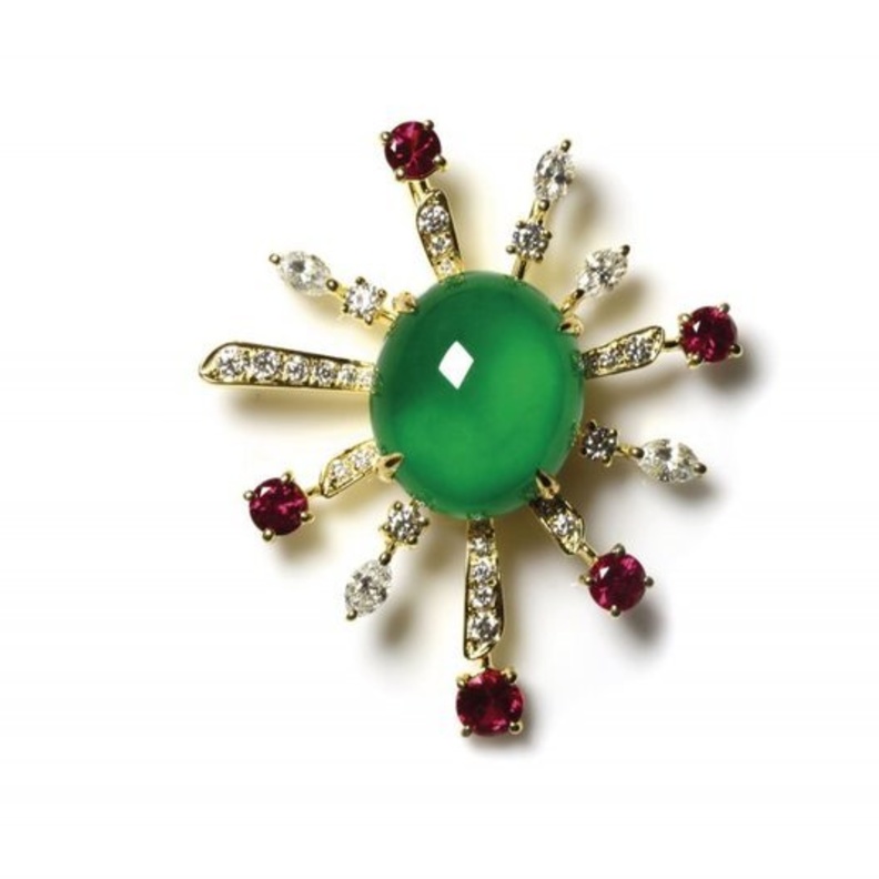 قلادة مرصعة بحجر الجاديت من دار إيليا Ilia