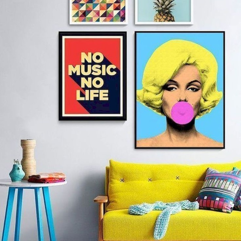 لوحات فنية بأسلوب آرت ديكو بألوان مشرقة