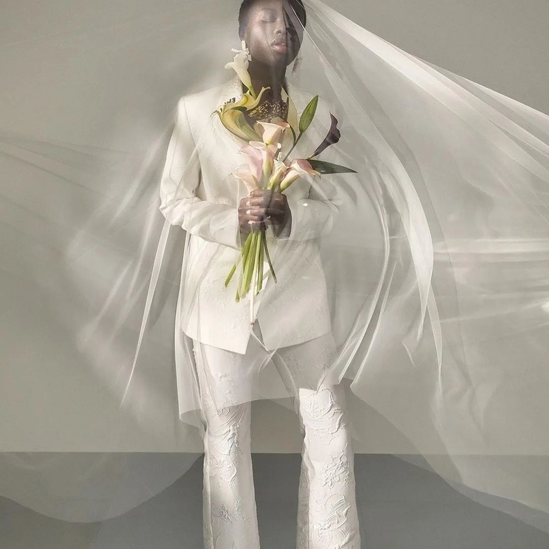 موديلات بدلات@kaviargauche