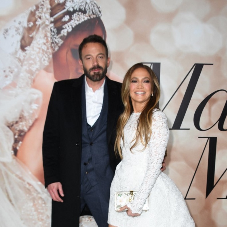 جينيفر لوبيز وبن افليك 