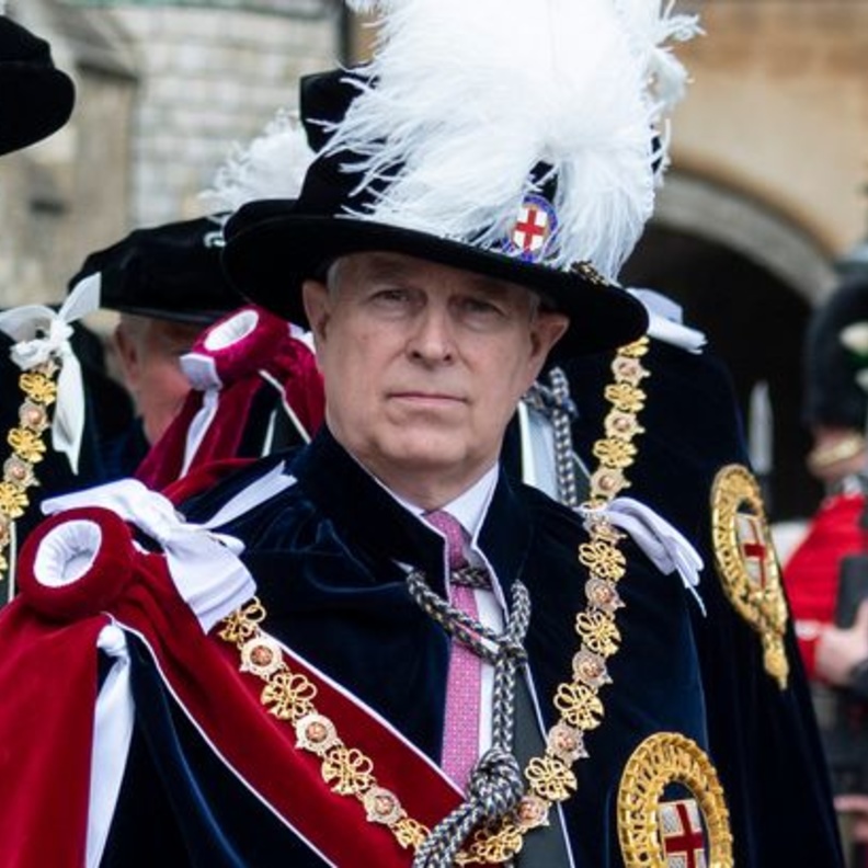 الأمير أندرو يجبر على الانسحاب من مراسم عضوية فرسان الرباط 