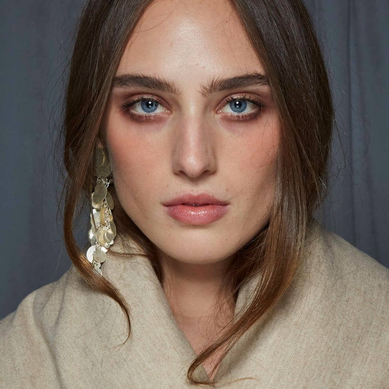 تعرّفي على أفضل مستحضرات كريم أساس للبشرة الجافة وأساليب تطبيقها