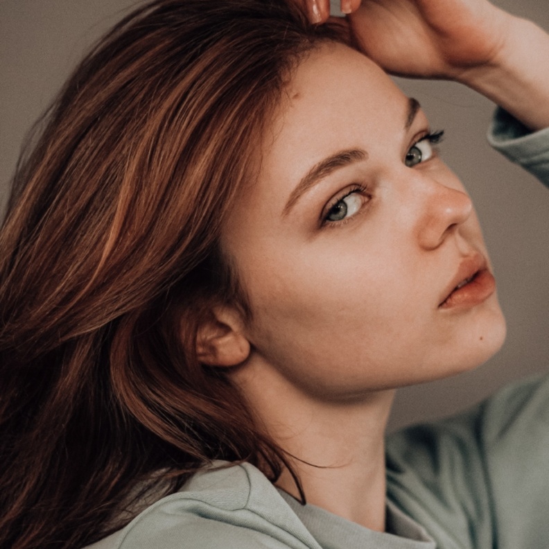 خطوات تقشير فروة الرأس لتعزيز نمو الشعر