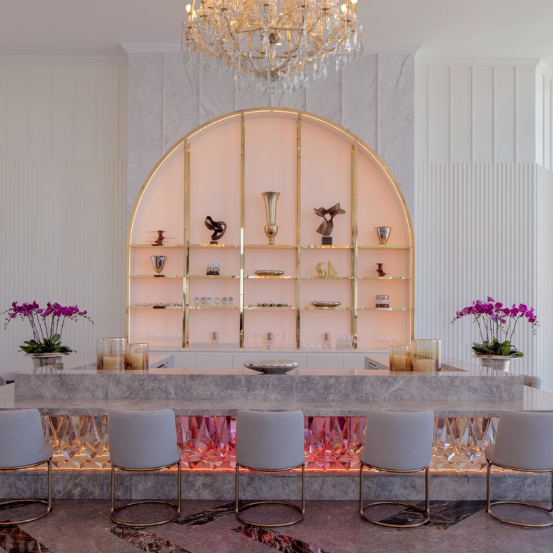 ذهب وكافيار: الفخامة بانتظار ضيوف "إس إل إس" دبي