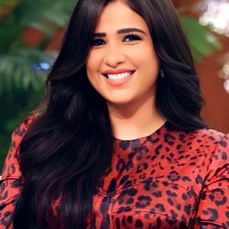 ياسمين عبد العزيز