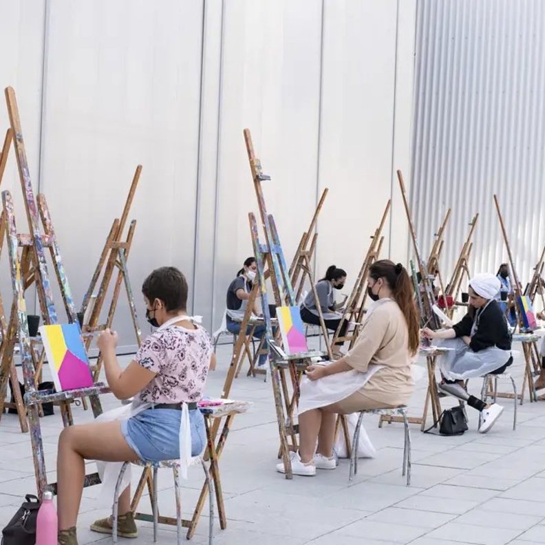 ذا جام جار.. وجهة استثنائية للاستمتاع بالفنون في دبي 