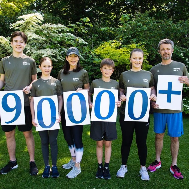  عائلة ولي عهد الدنمارك تشارلك في سباق Royal Run