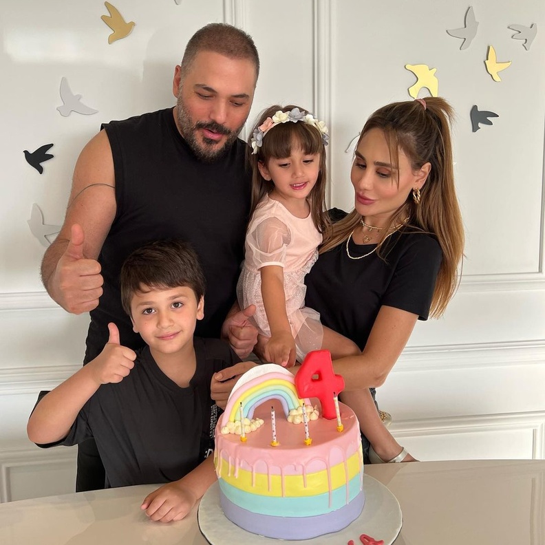 جمالها يسرق قلوب الجمهور" ..رامي عياش وزوجته داليدا يحتفلان بعيد ميلاد طفلتهما الرابع