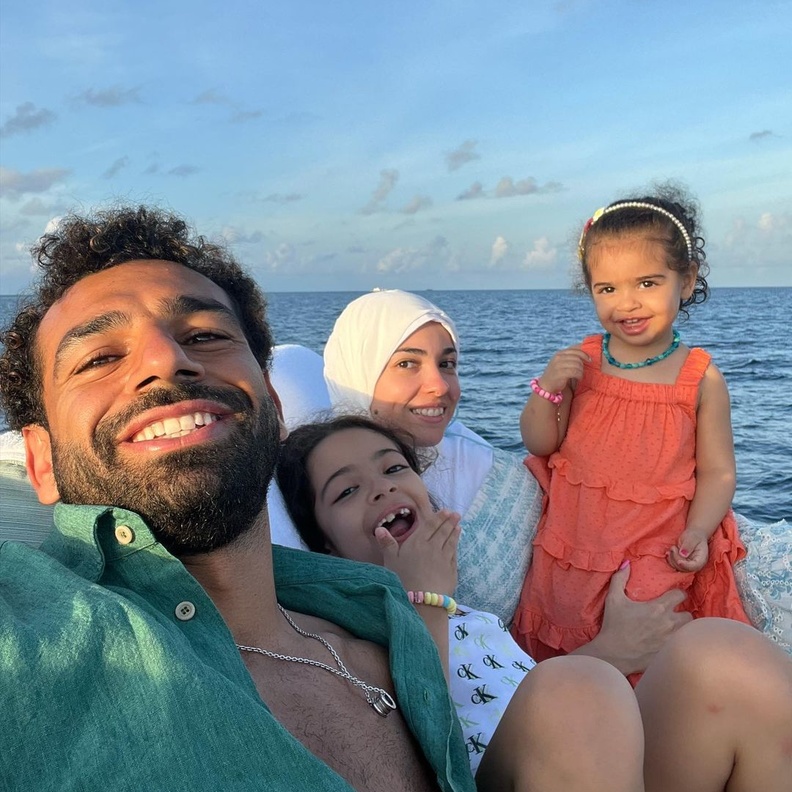 محمد صلاح وأسرته