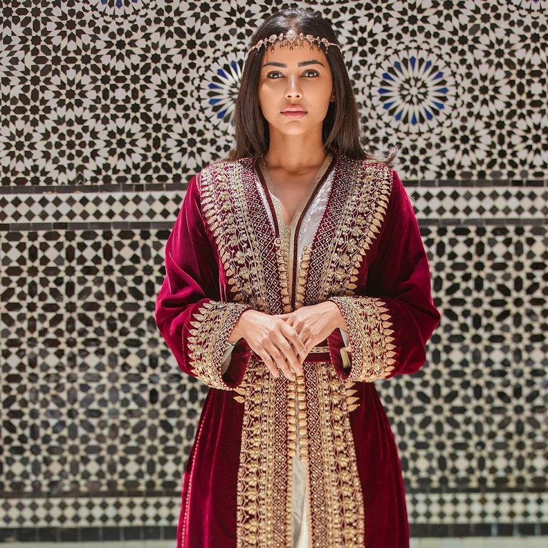 مهيرة عبد العزيز